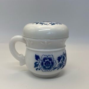 Vintage lidded jar blue delft Avon